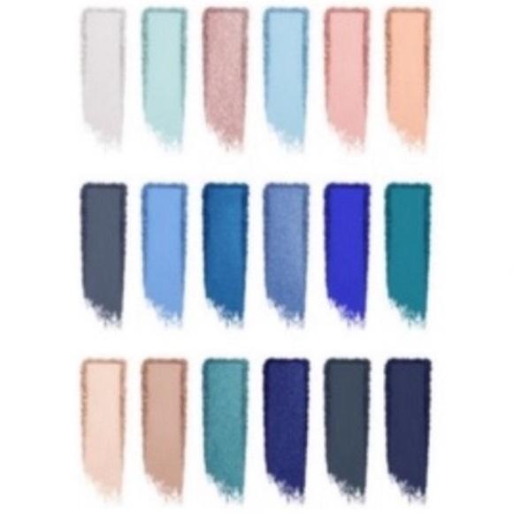 Jeffree Star 🌟  The Blue Blood Collection Eye Shadow Palette 💙🌟🩵 NEW IN BOX! - Picture 3 of 14